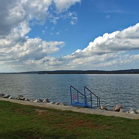 Kek Vitorlas Apartman Gárdony Exteriér fotografie