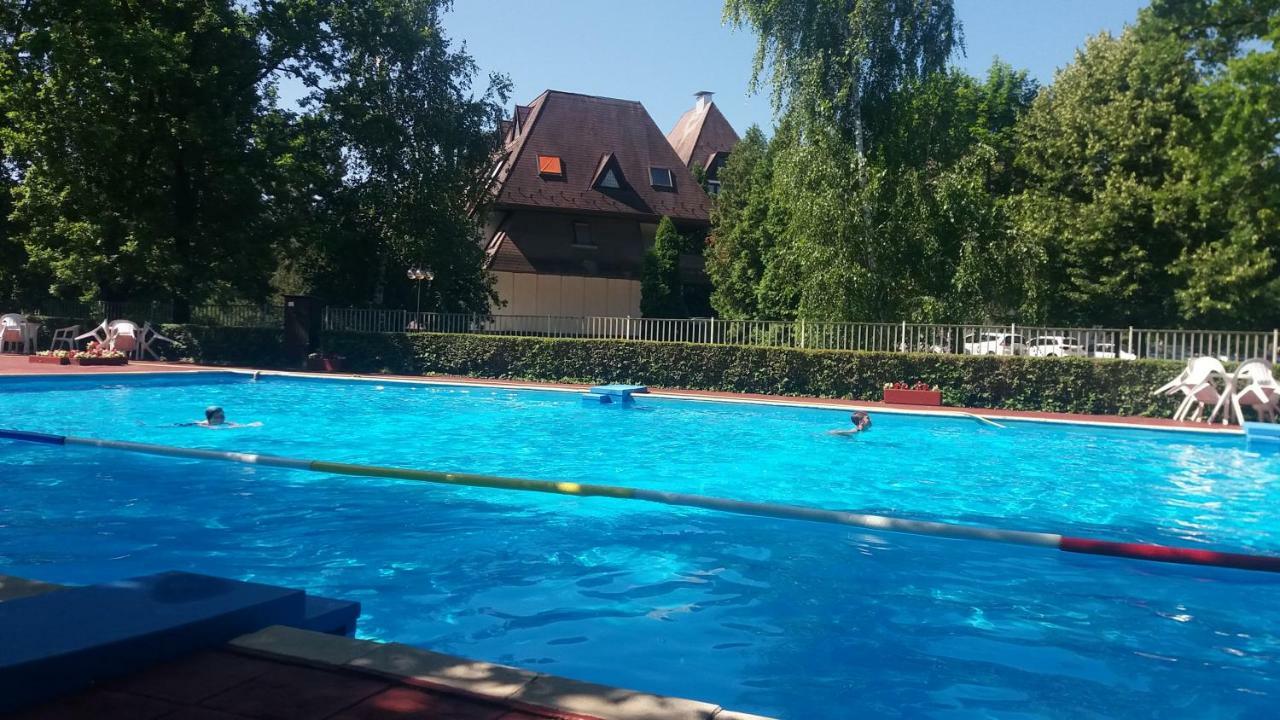 Kek Vitorlas Apartman Gárdony Exteriér fotografie